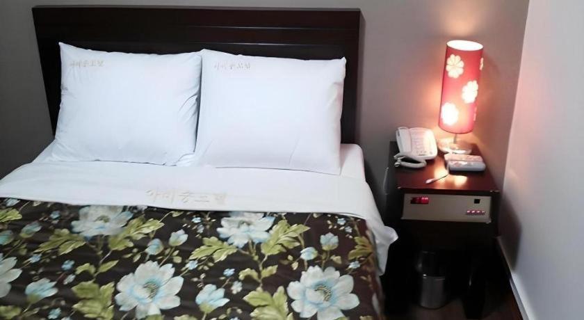 Motel Jongro Nova Seul Esterno foto